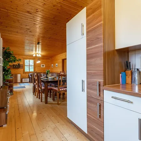 Karawankenpanorama L アパート Liebenfels